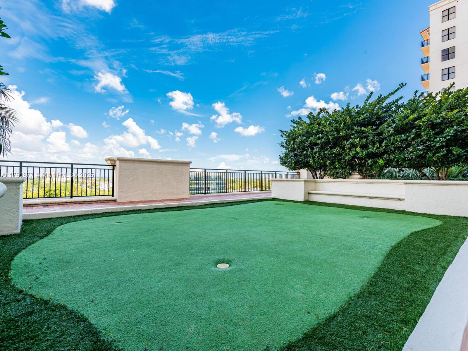 888 S DOUGLAS RD # 602