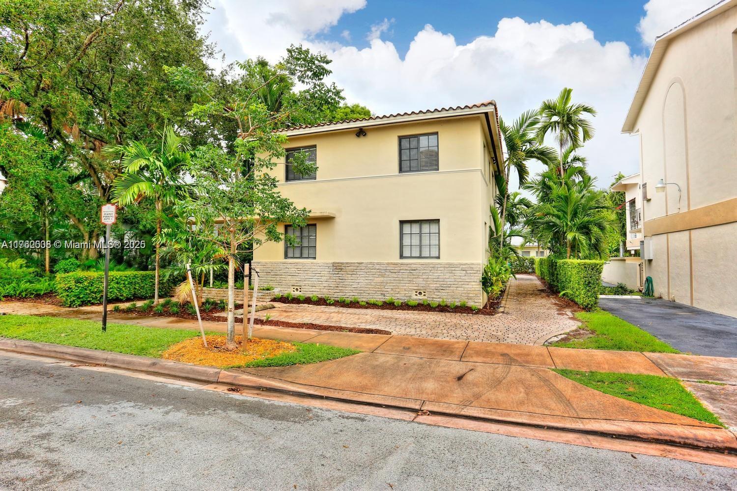 226 Antiquera Ave # 1
