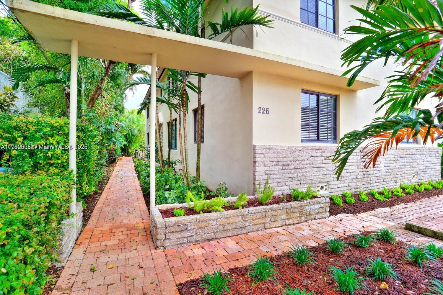 226 Antiquera Ave # 1