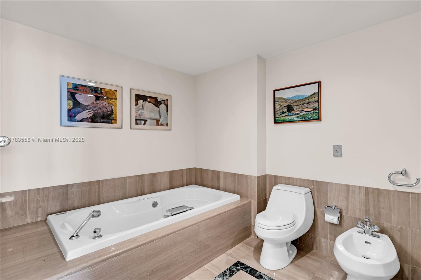 1643 Brickell Ave # 1503