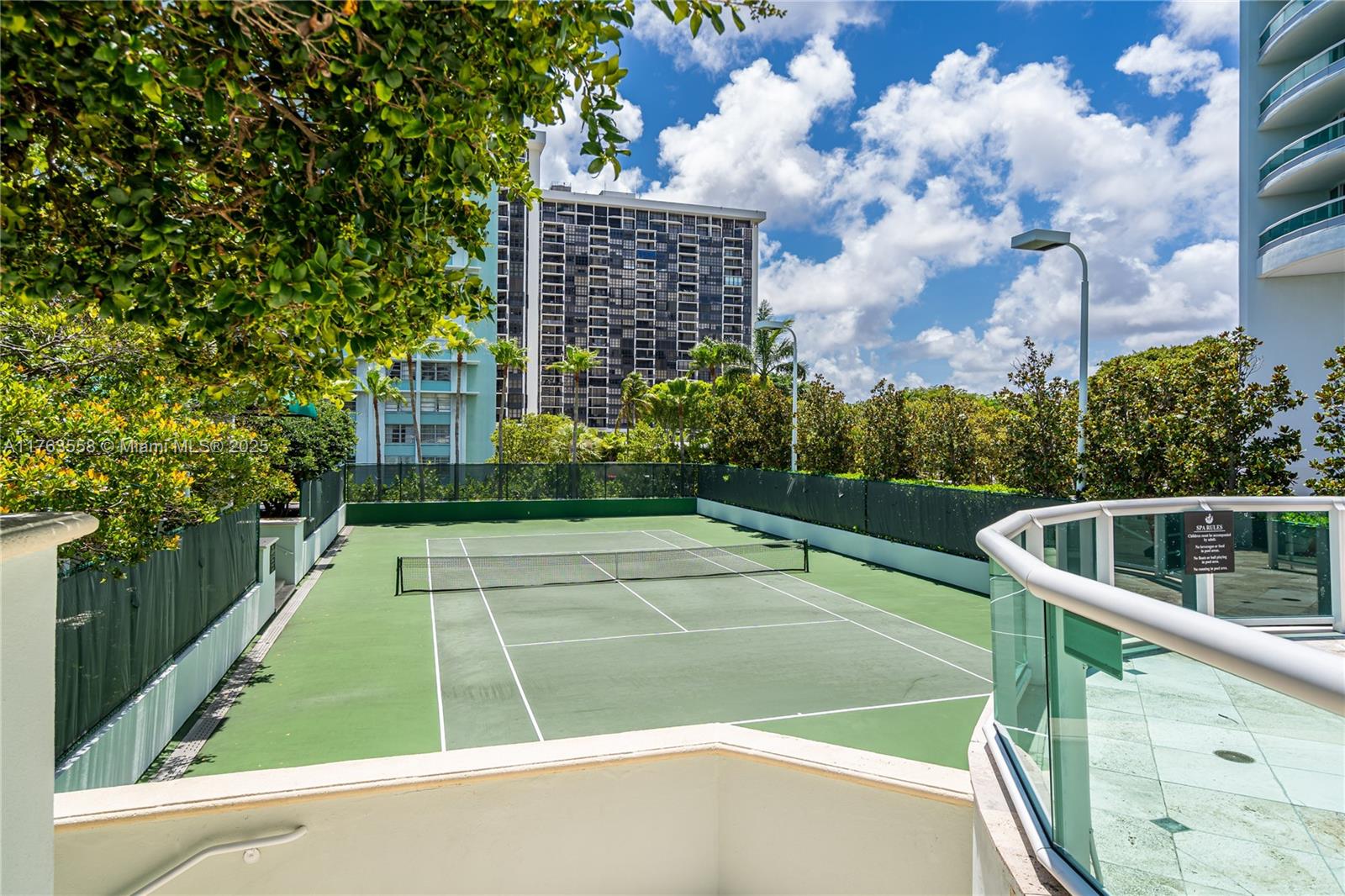 1643 Brickell Ave # 1503
