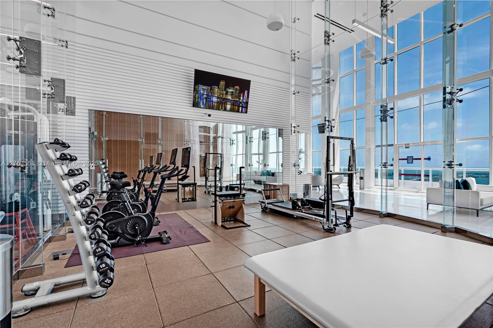 1643 Brickell Ave # 1503