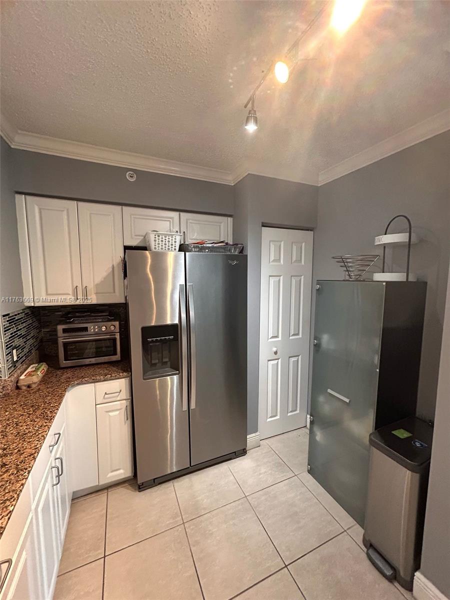 1155 Brickell Bay Dr # 2504
