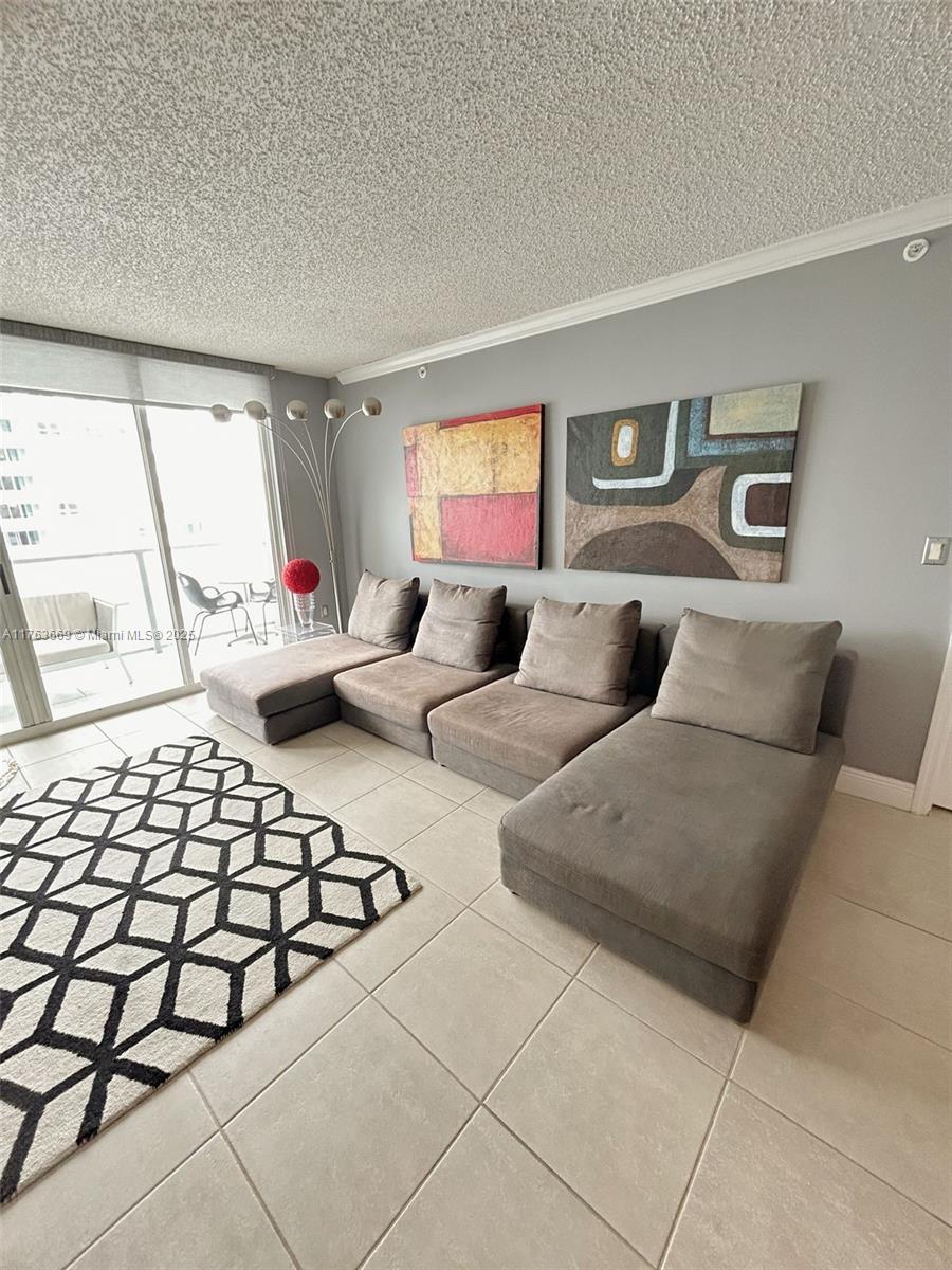 1155 Brickell Bay Dr # 2504