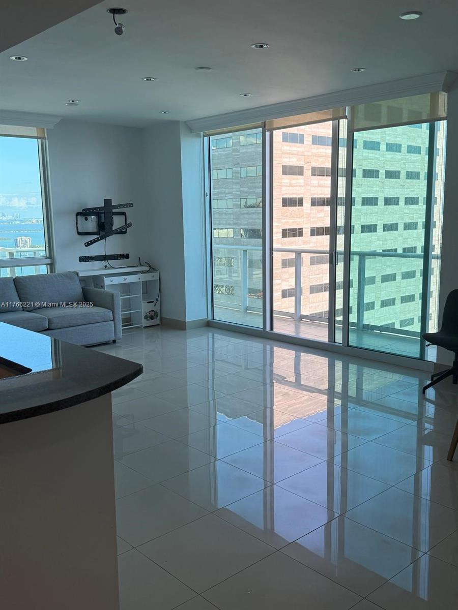 300 S Biscayne Blvd # 3716