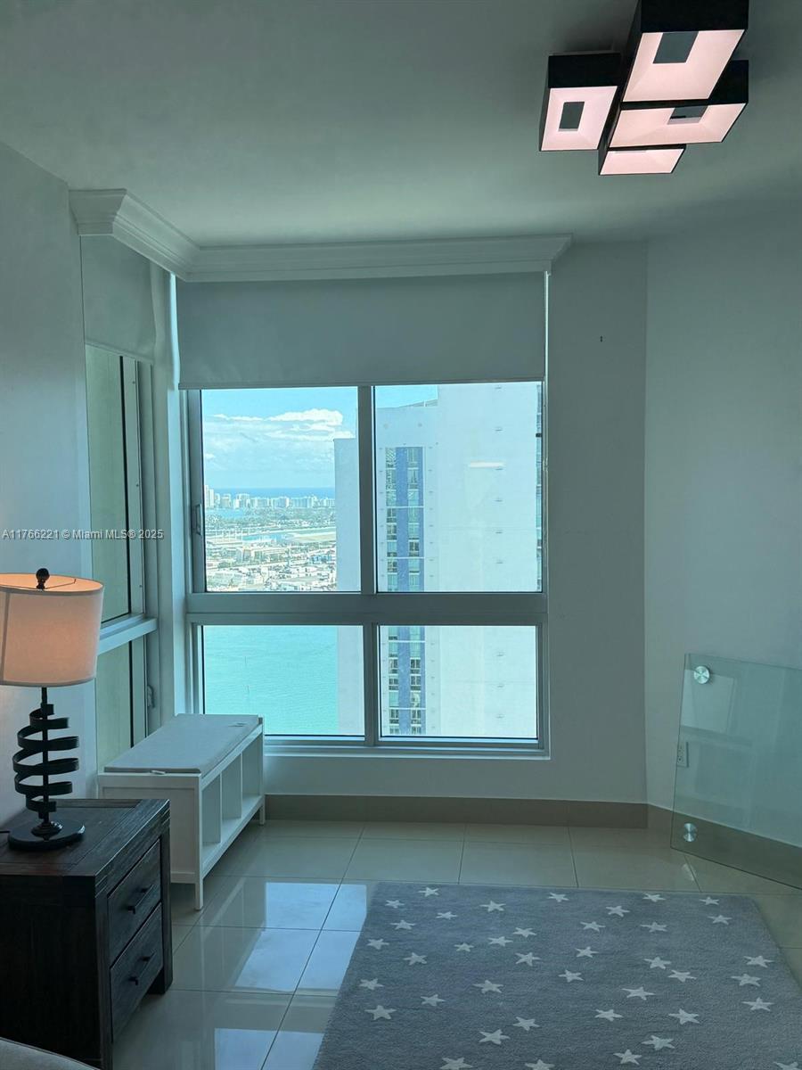 300 S Biscayne Blvd # 3716