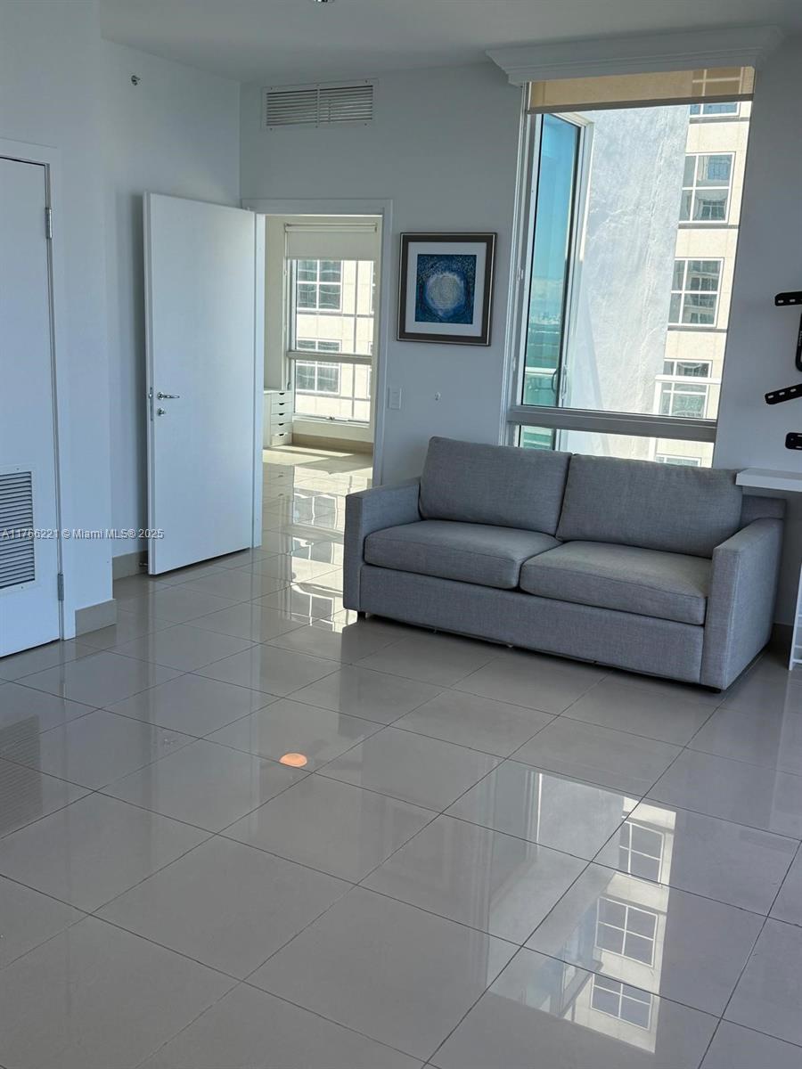 300 S Biscayne Blvd # 3716