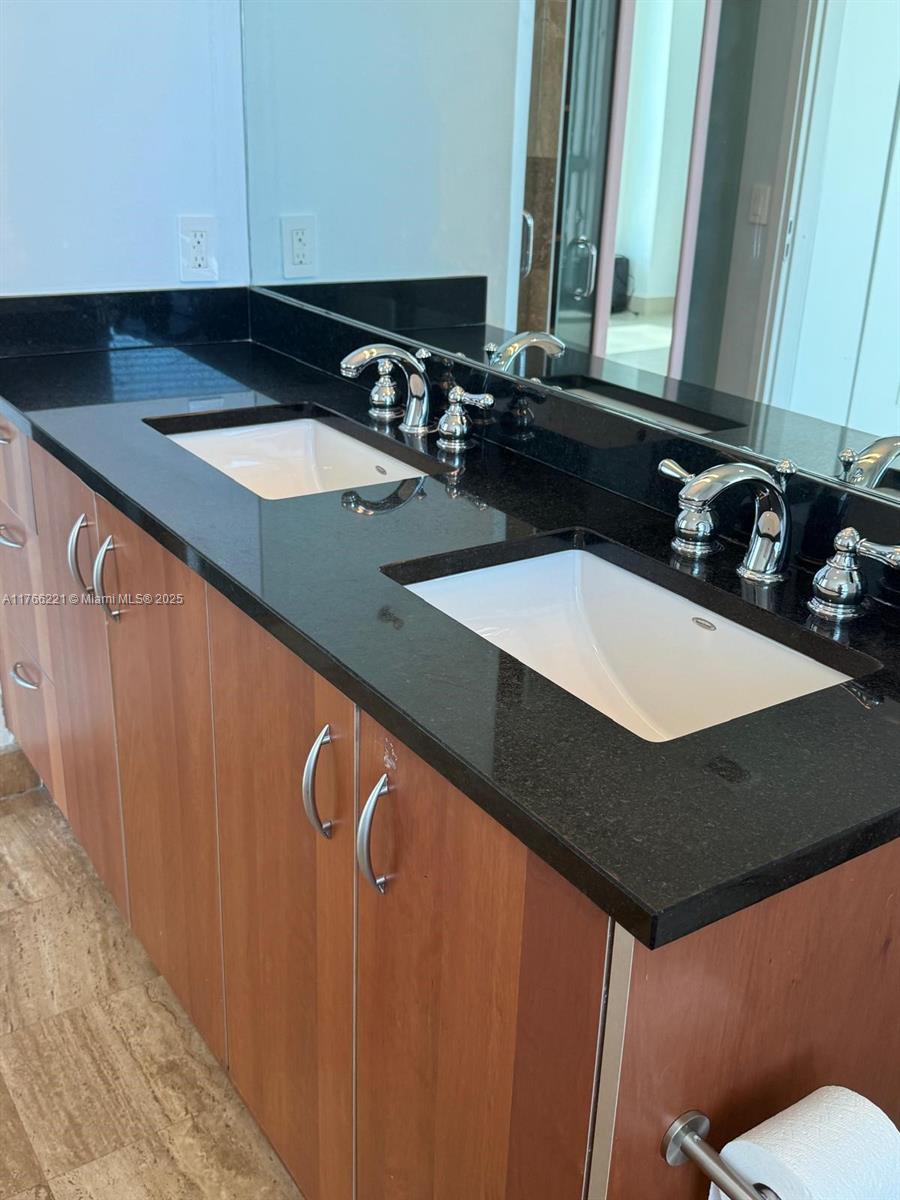 300 S Biscayne Blvd # 3716