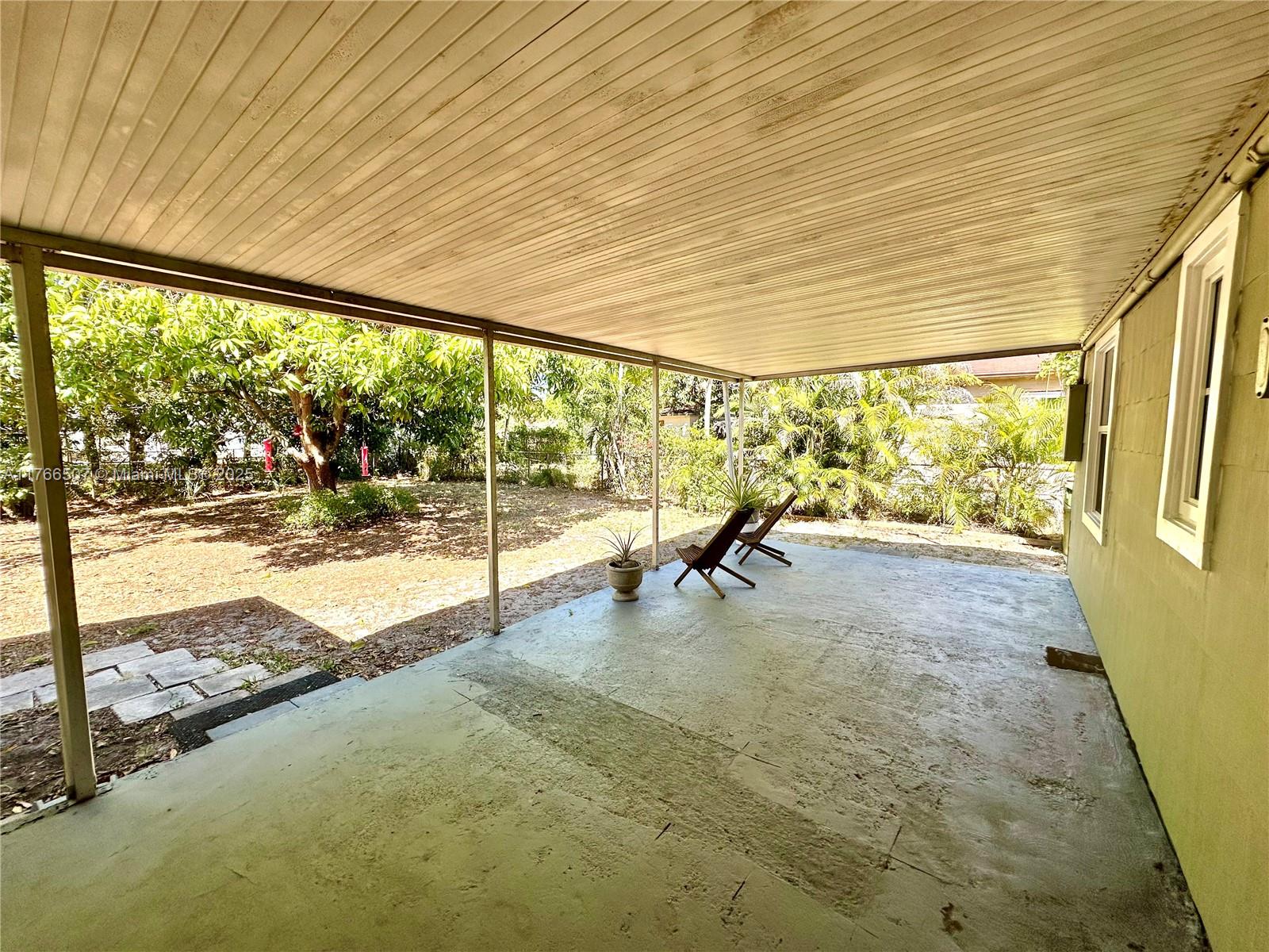 765 NW 125th St