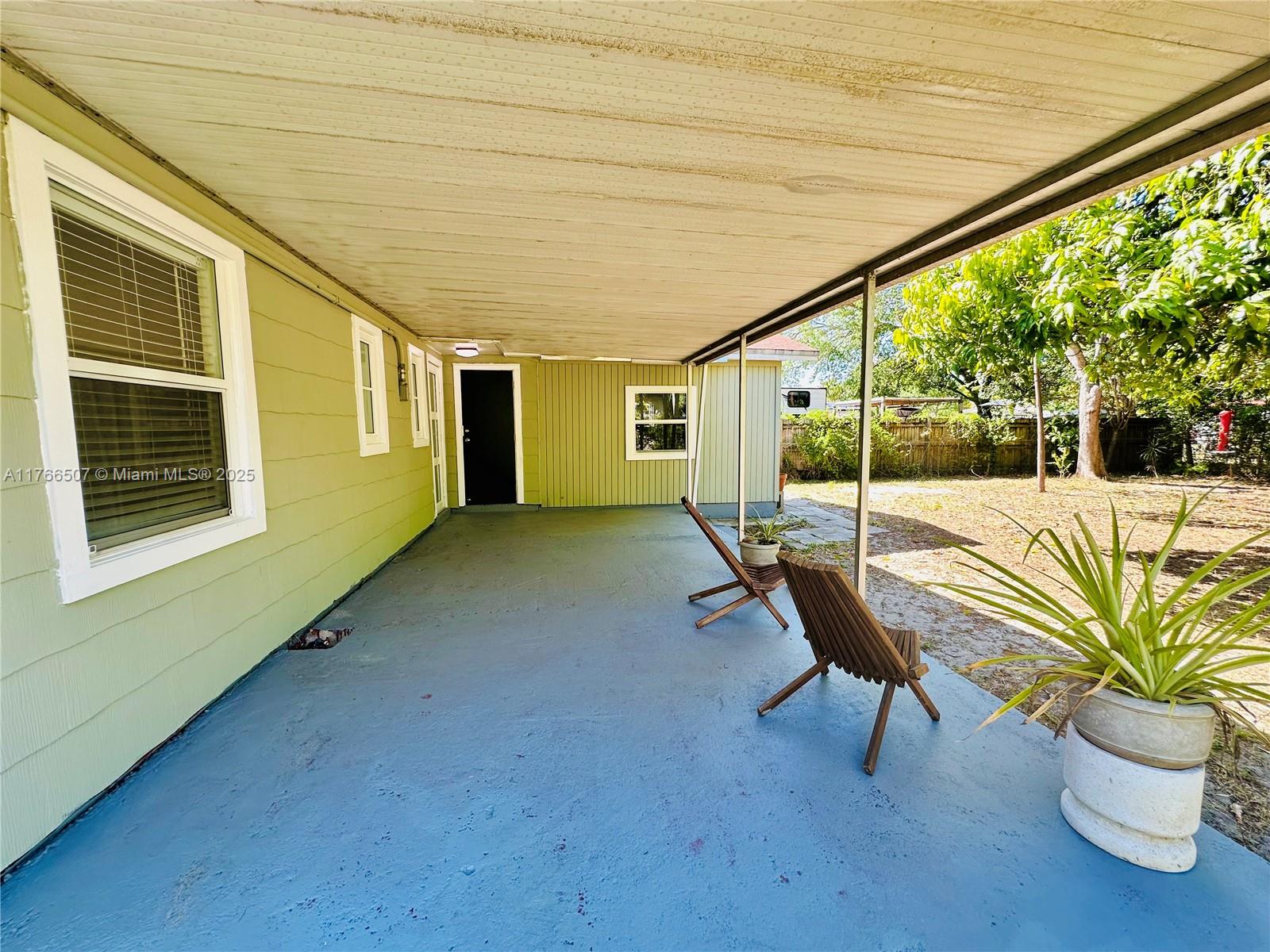765 NW 125th St