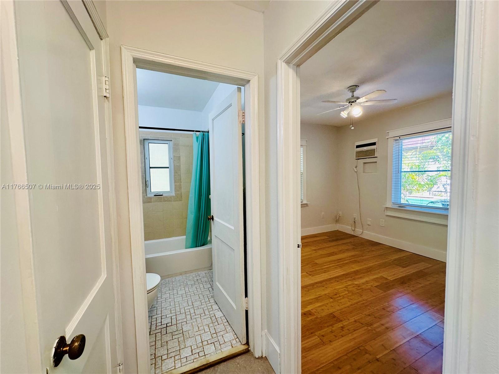 765 NW 125th St