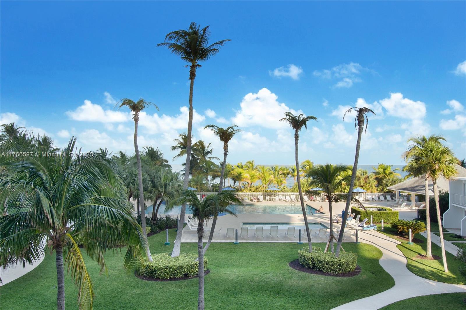 881 Ocean Dr # 25E