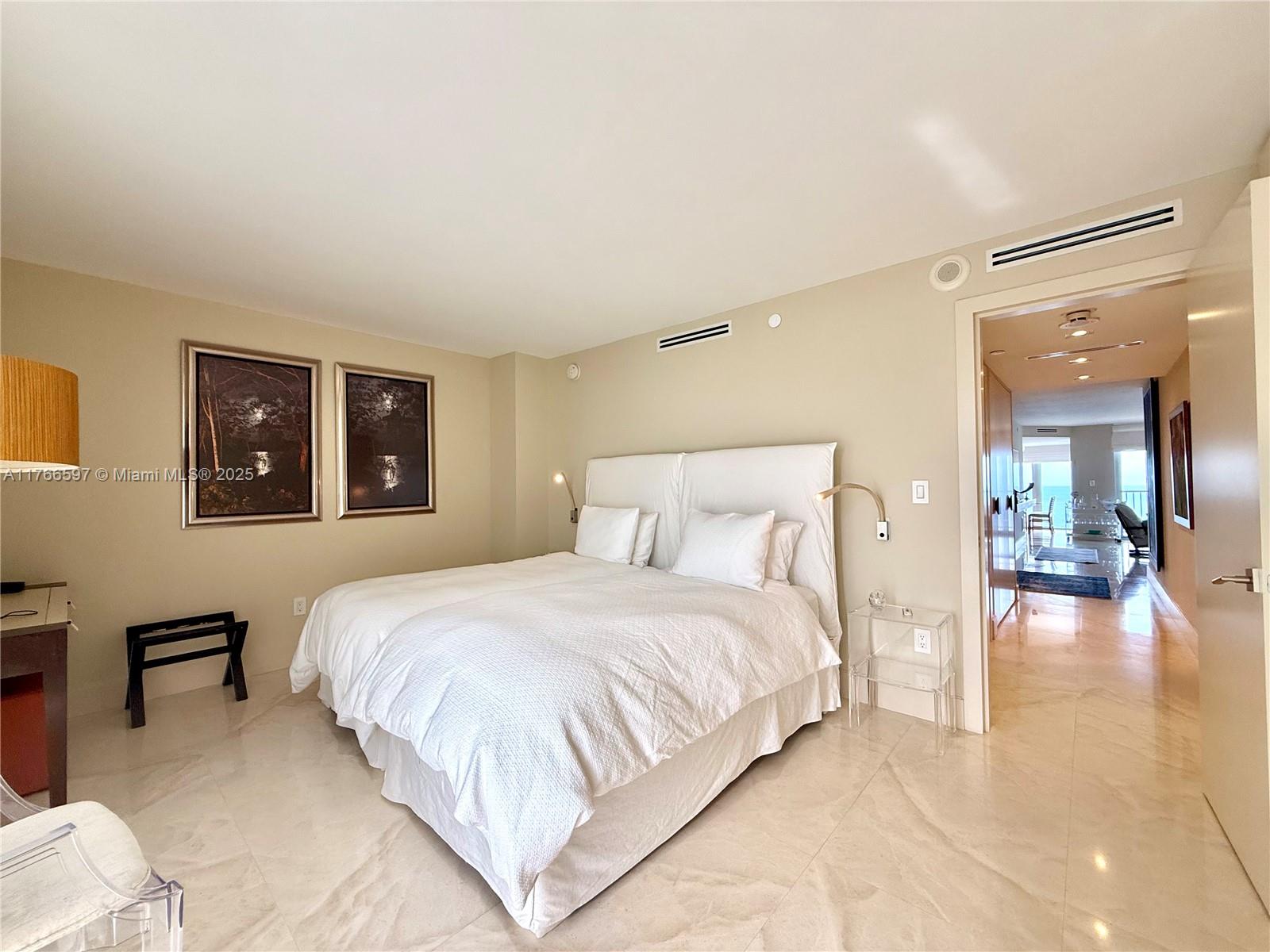 881 Ocean Dr # 25E