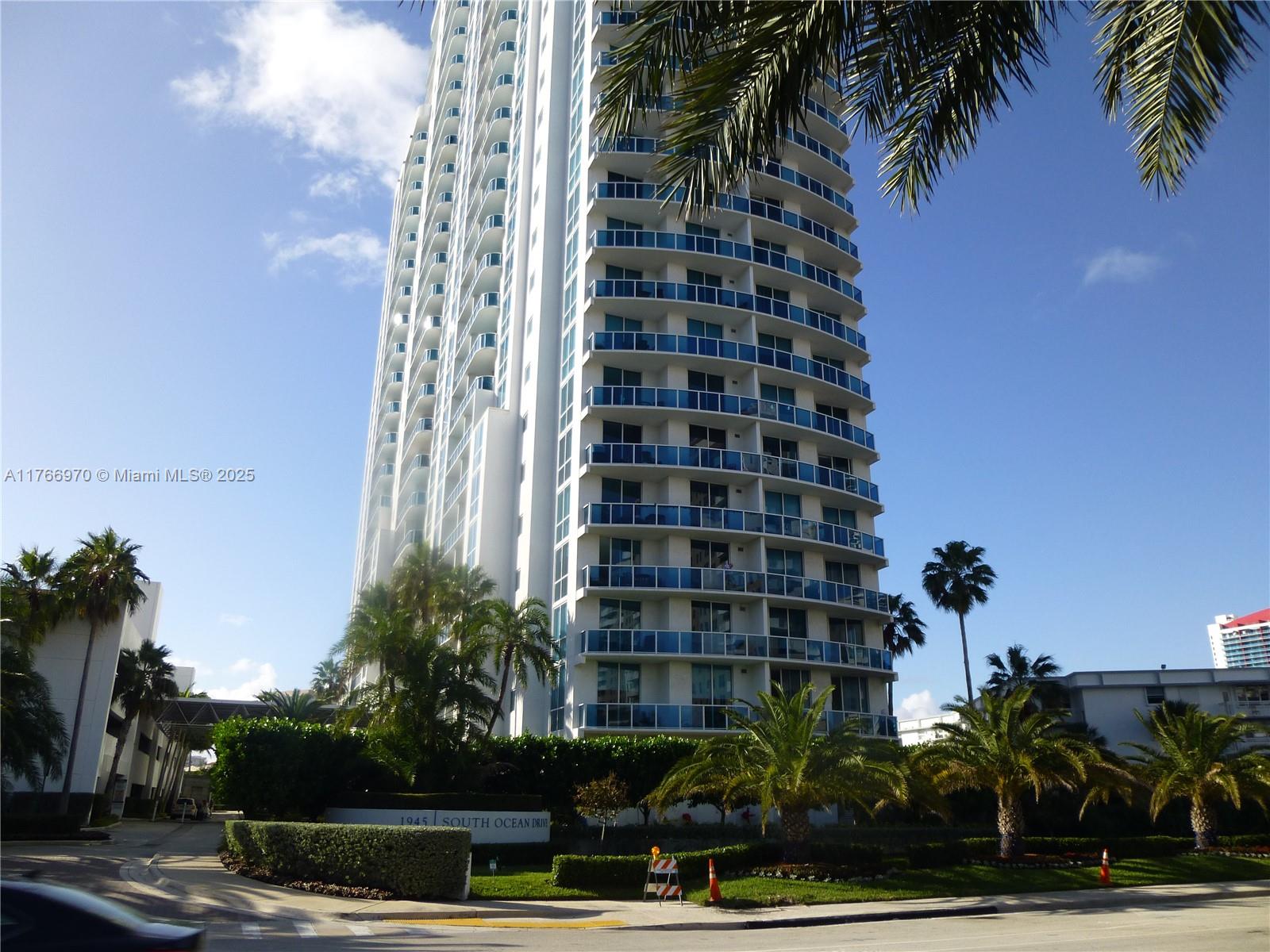 1945 S Ocean Dr # 1402