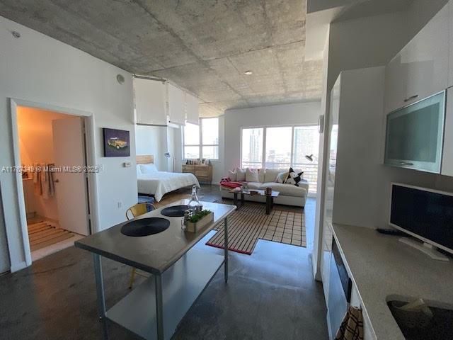 133 NE 2 Ave # 3209