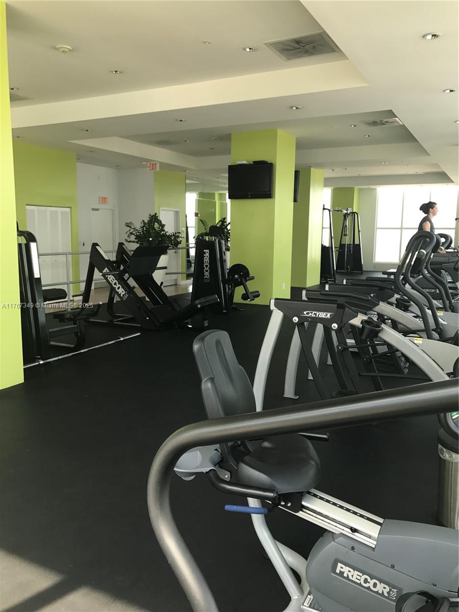 133 NE 2 Ave # 3209