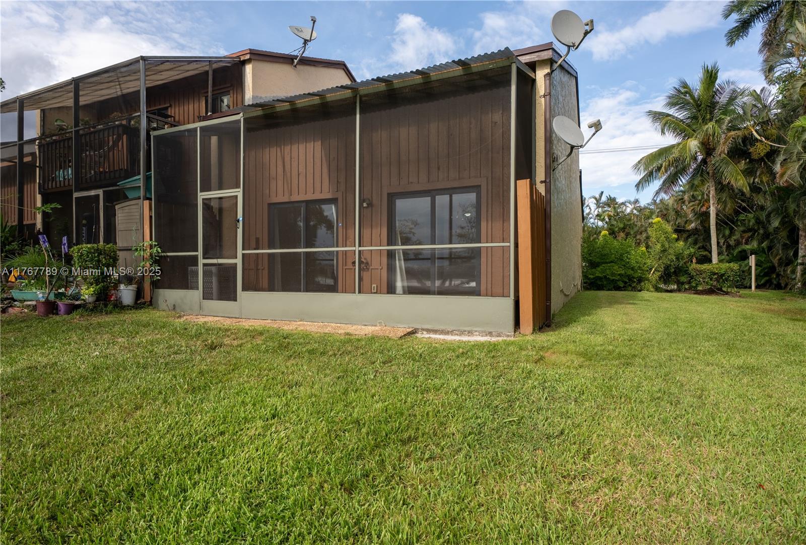 4291 S Pine Island Rd