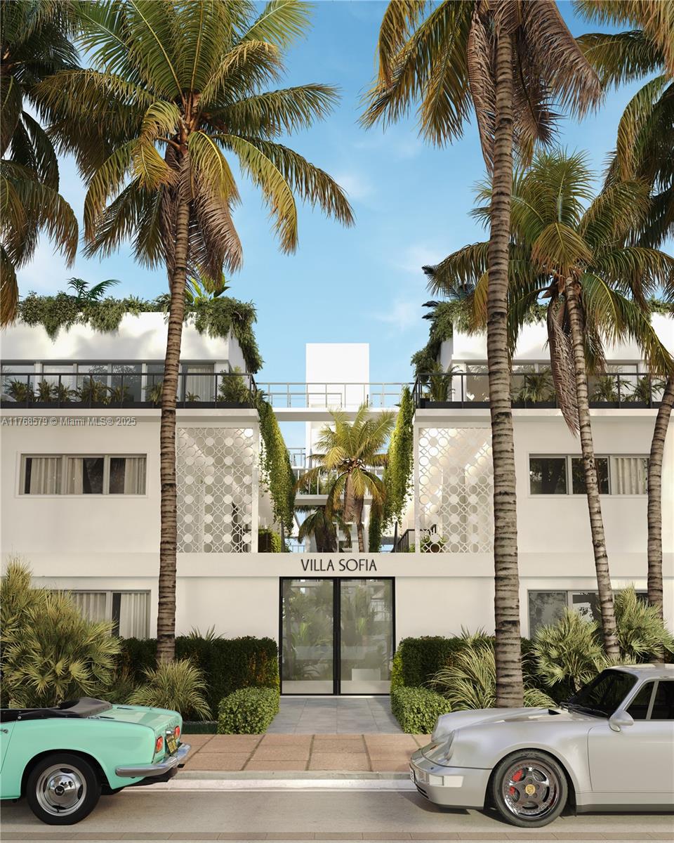 260 COLLINS AV # 101