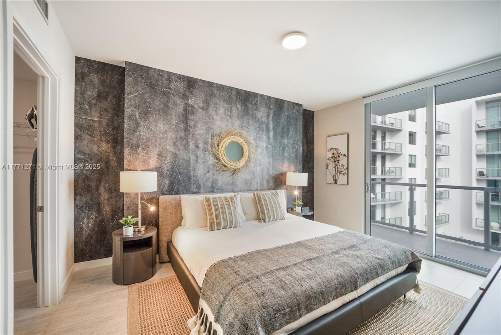 3900 Biscayne Blvd # 1016 Unit: S-1016