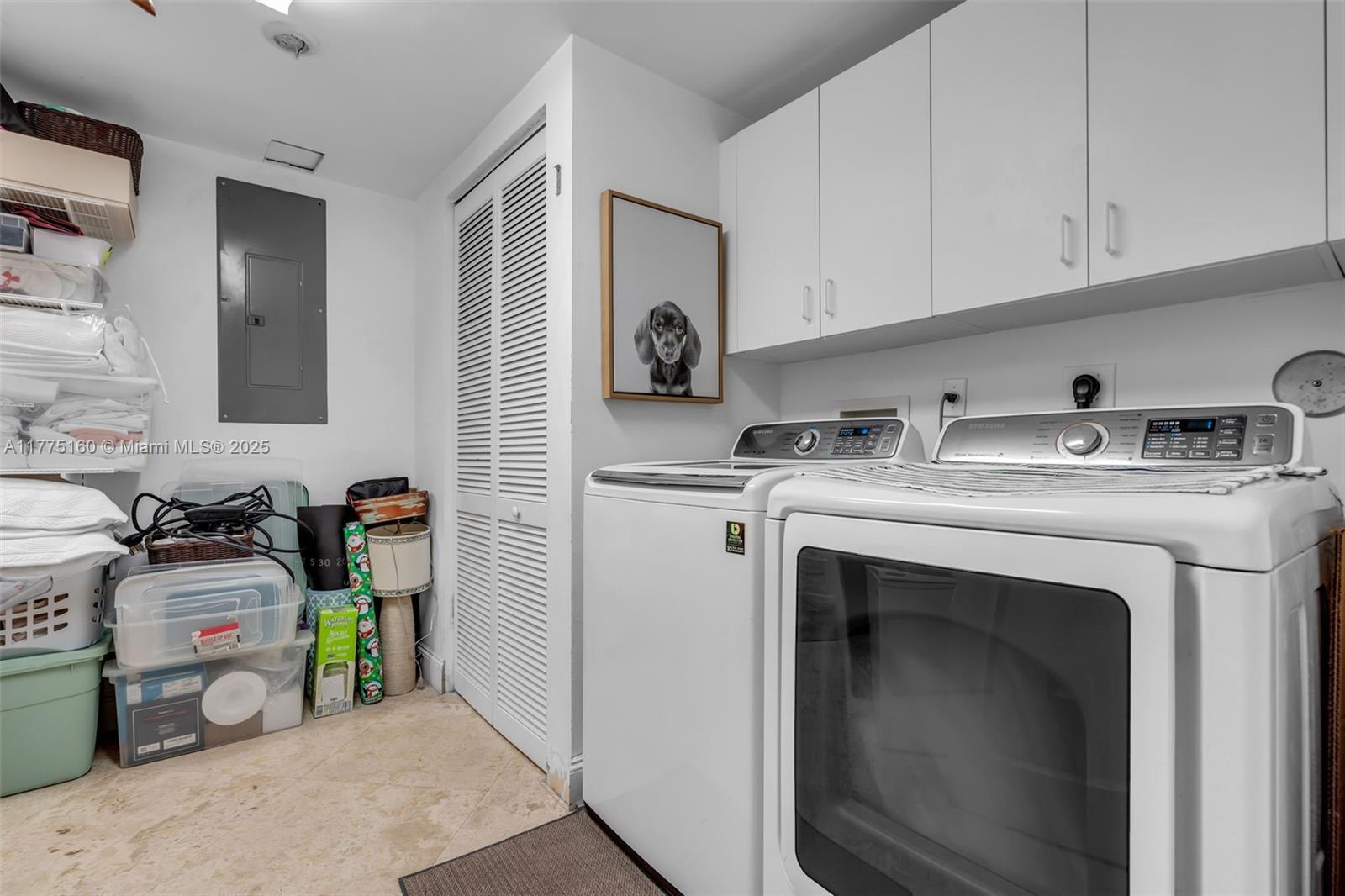 765 Crandon Blvd # 202
