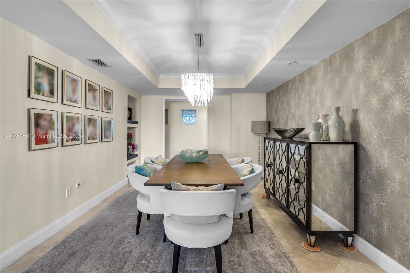 765 Crandon Blvd # 202
