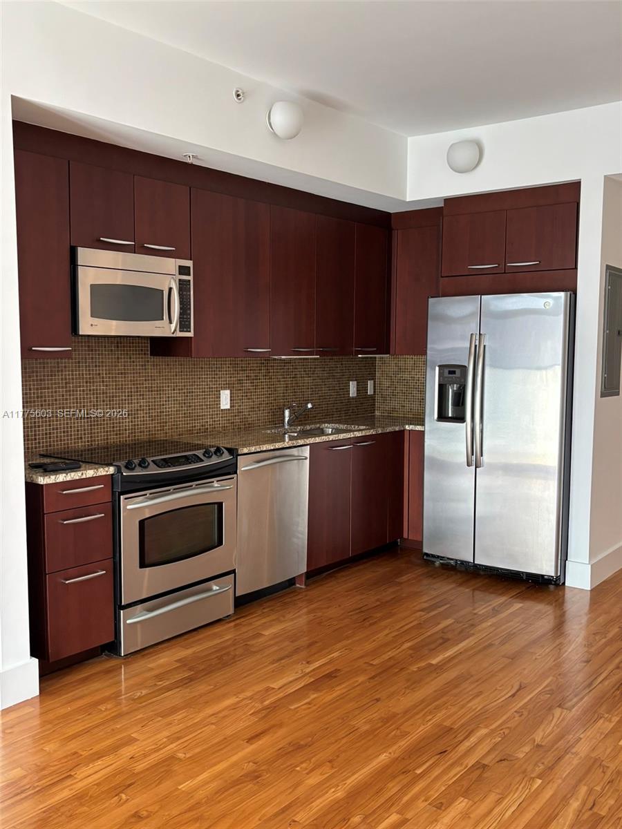 2001 Meridian Ave # 309