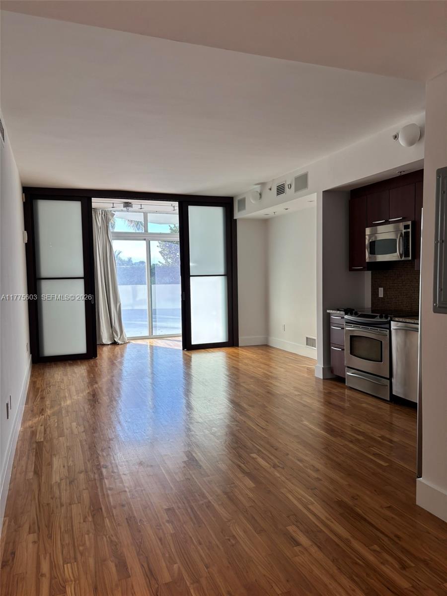 2001 Meridian Ave # 309