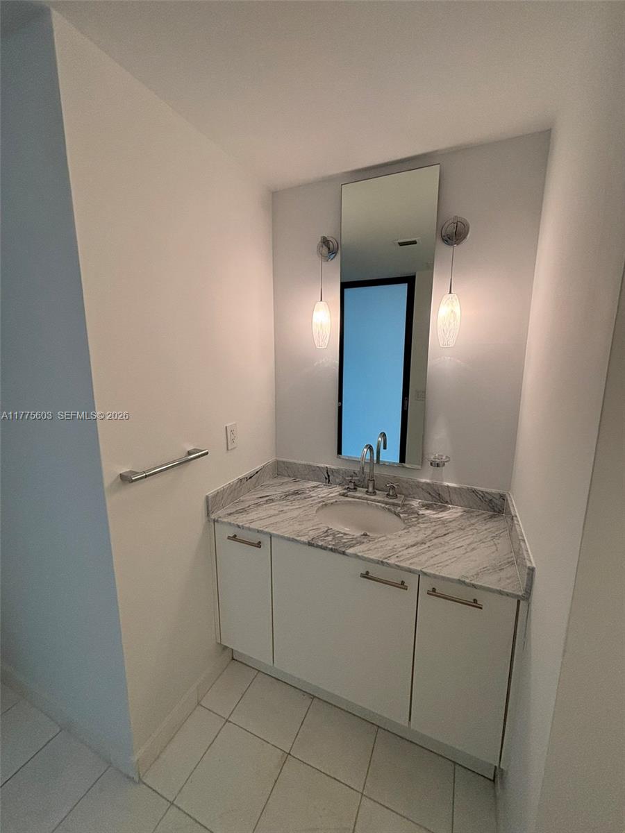 2001 Meridian Ave # 309