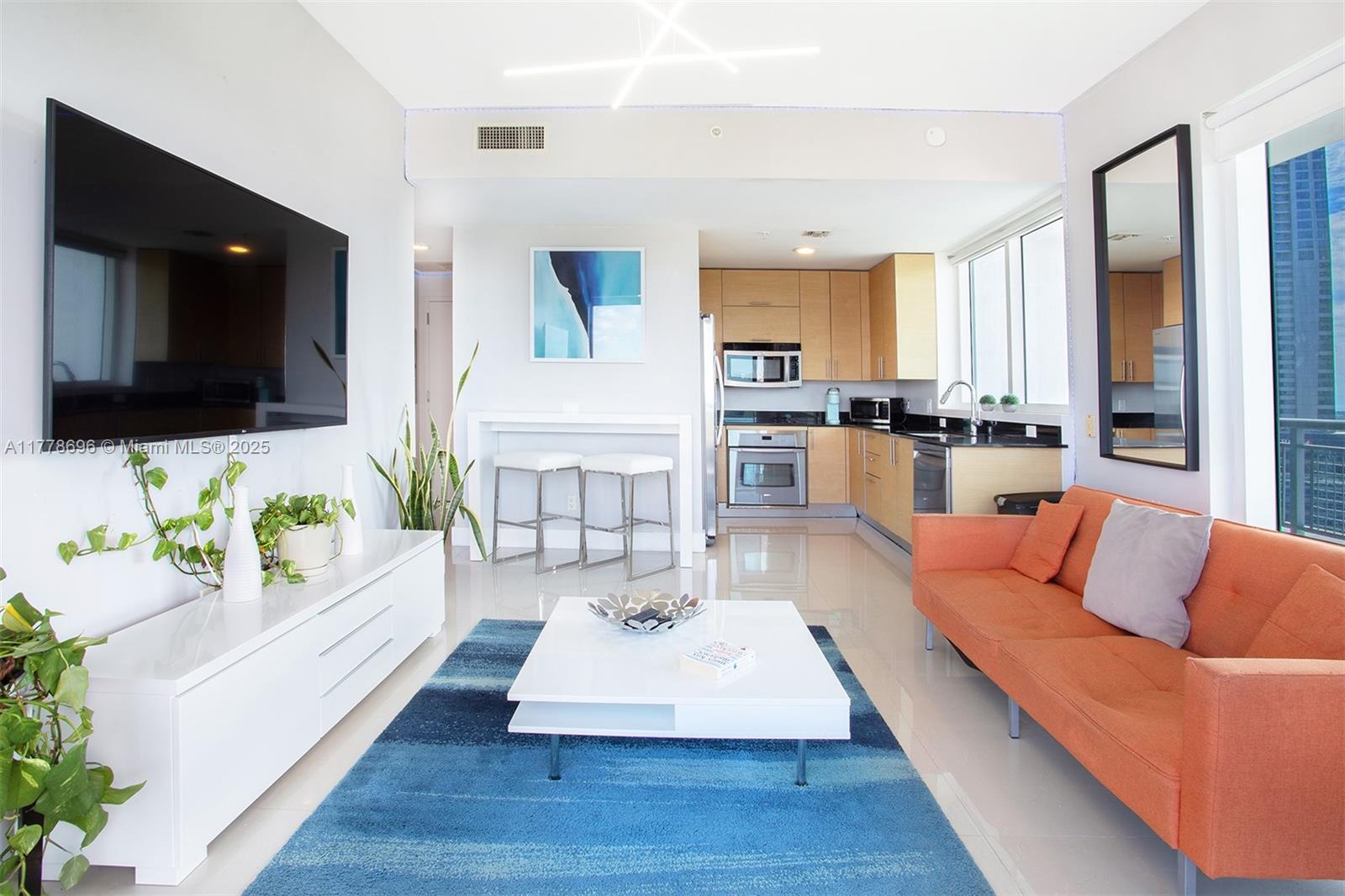 60 SW 13th St # 2001