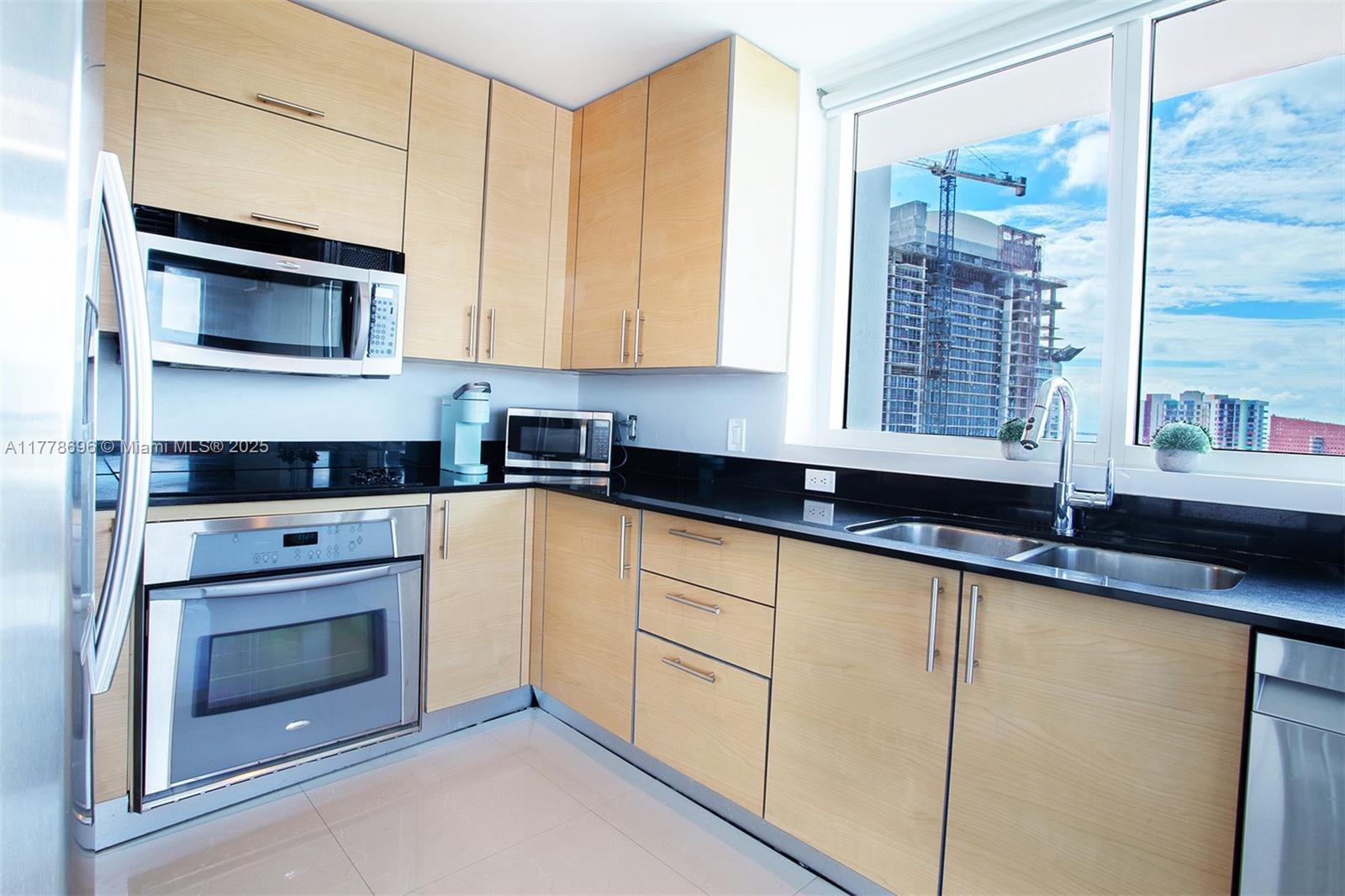 60 SW 13th St # 2001