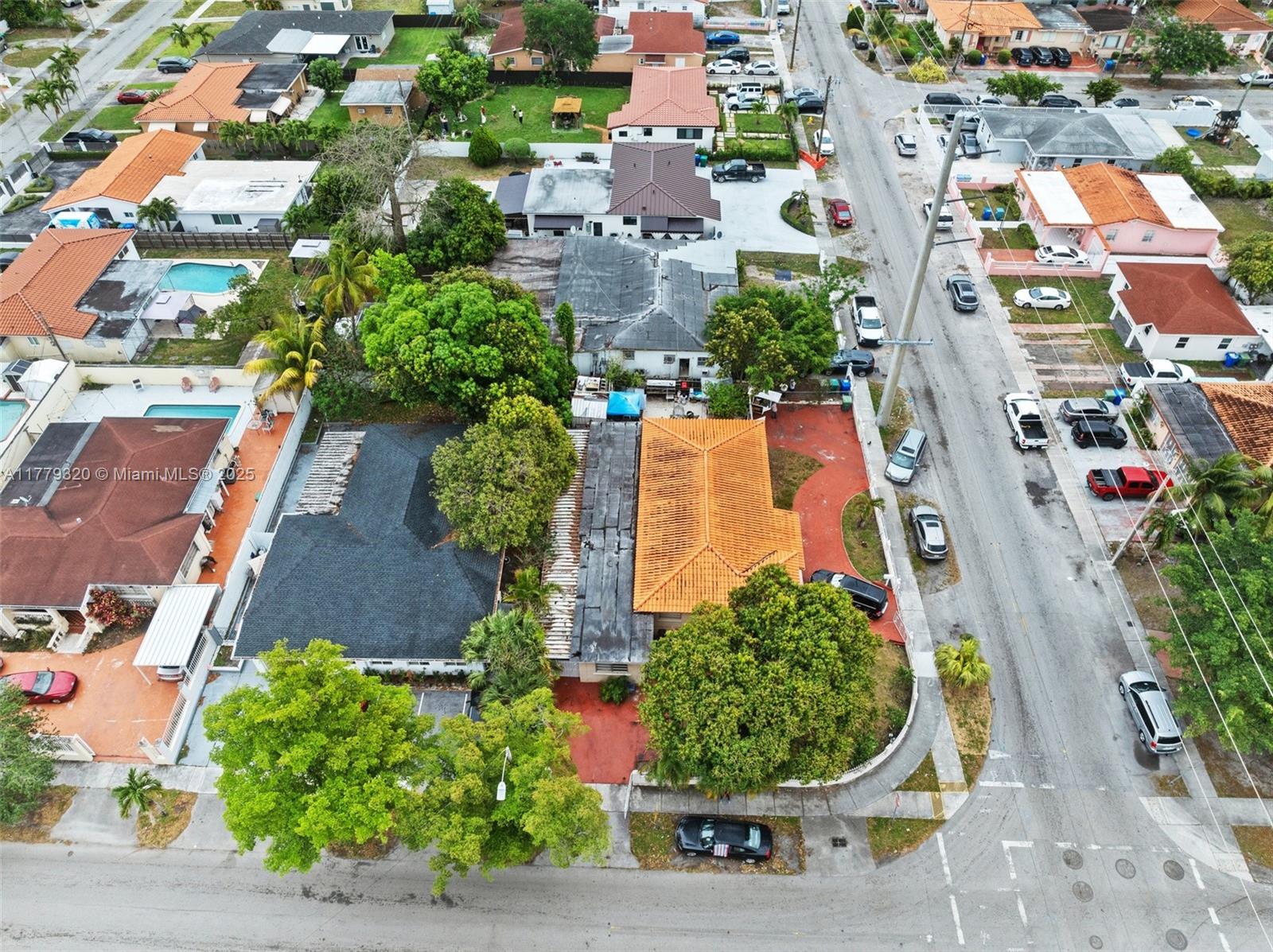 5031 NW 4th St