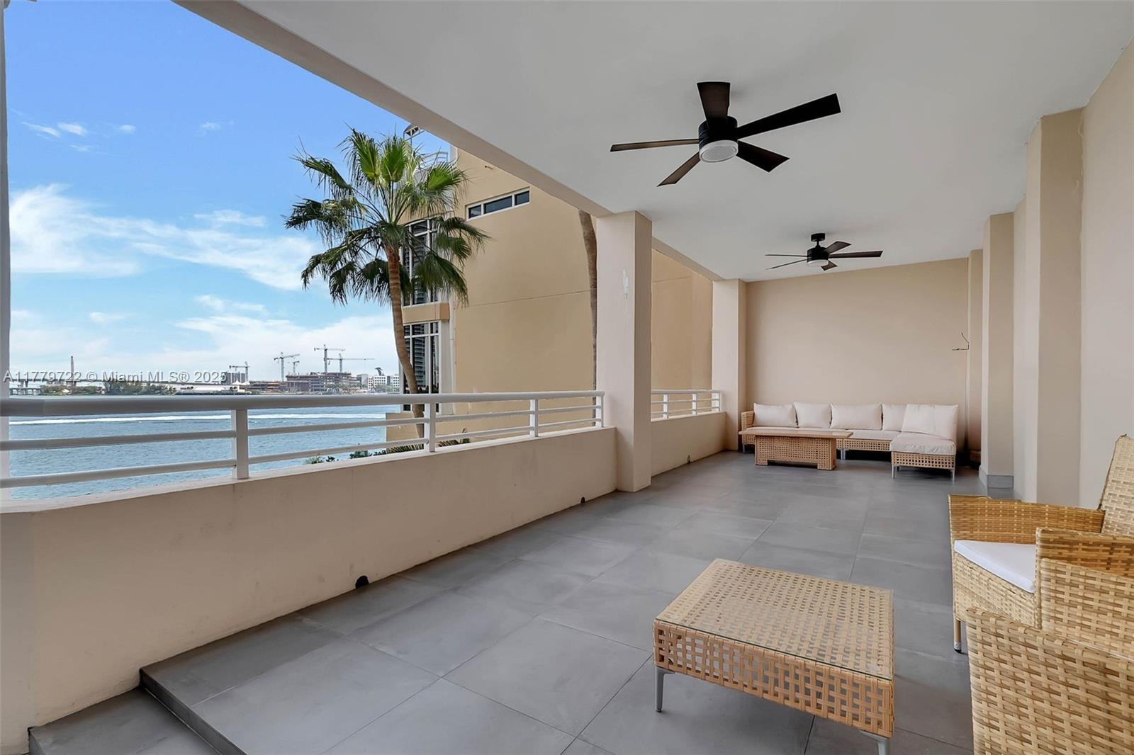 848 Brickell Key Dr # 301