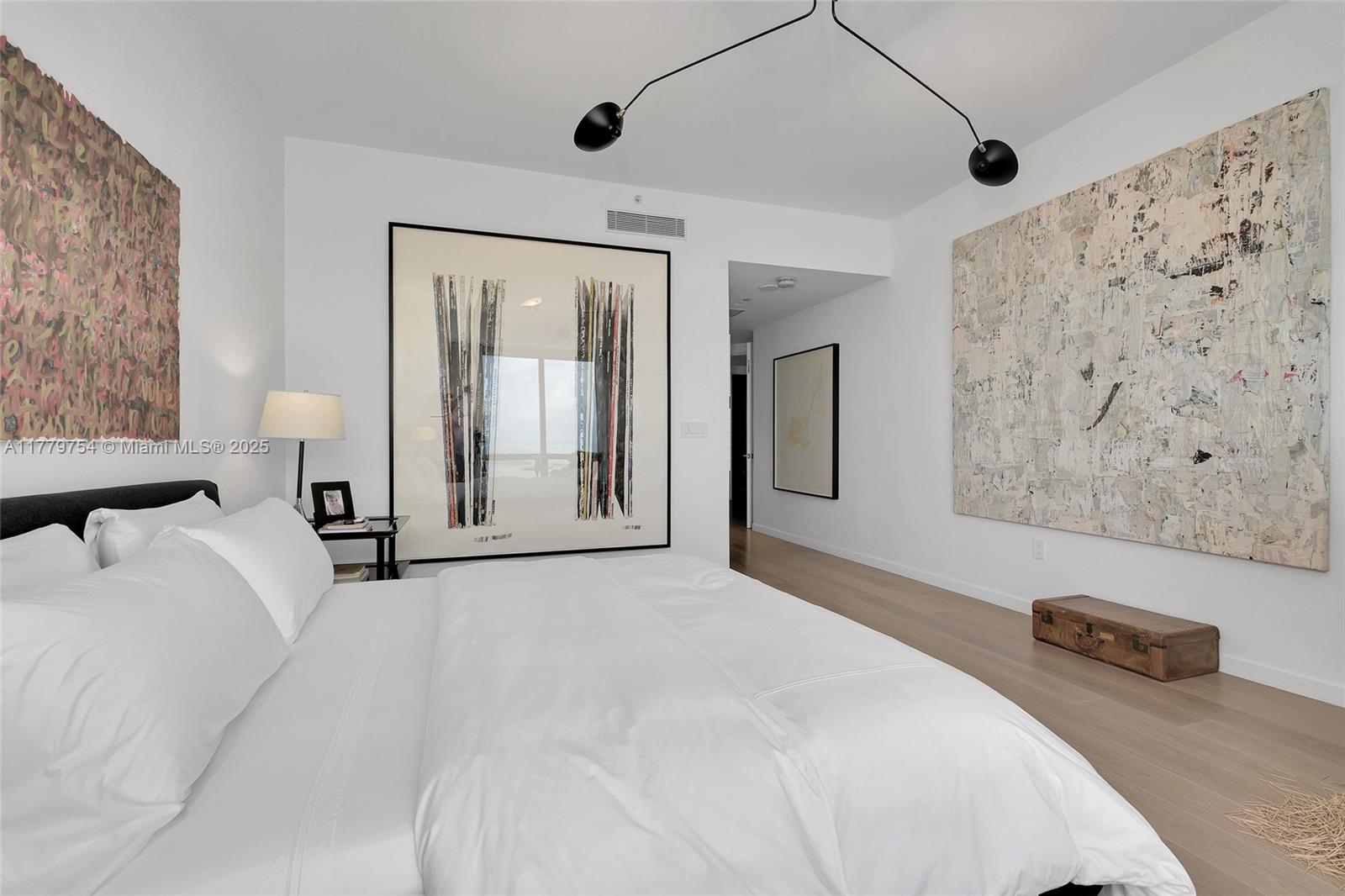 1425 Brickell Ave # 61E