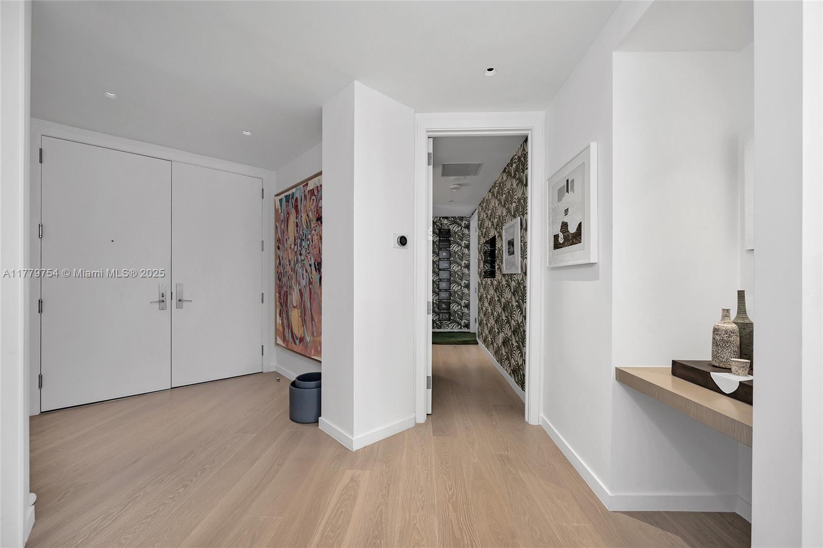 1425 Brickell Ave # 61E