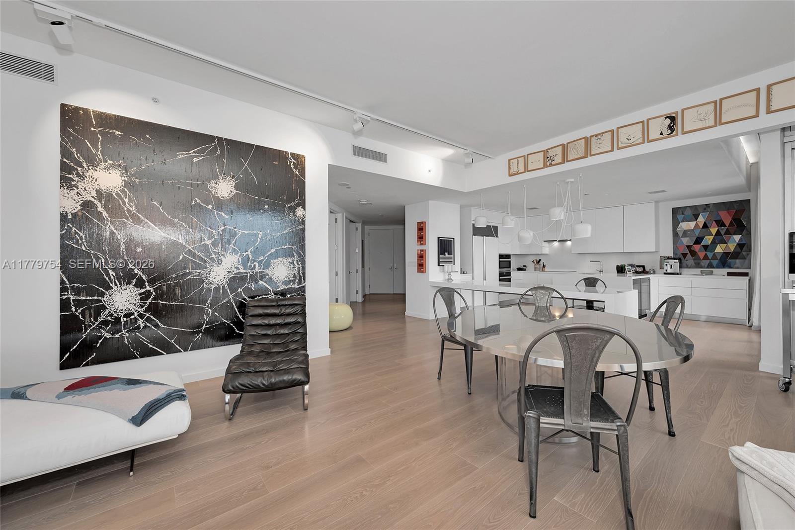 1425 Brickell Ave # 61E