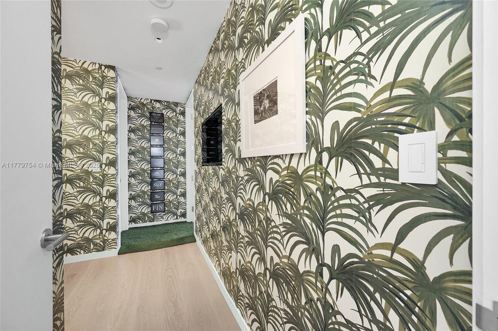 1425 Brickell Ave # 61E