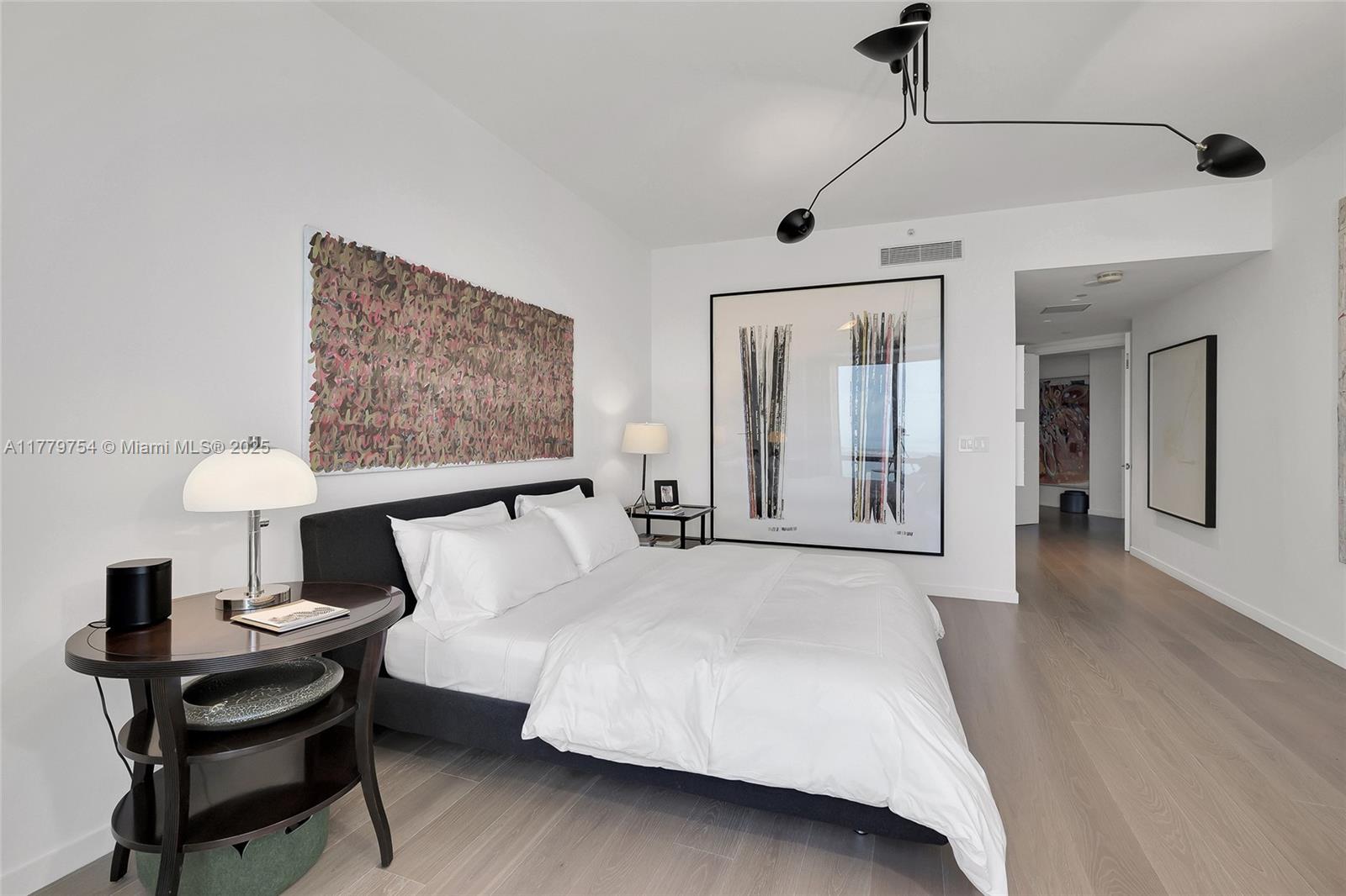 1425 Brickell Ave # 61E