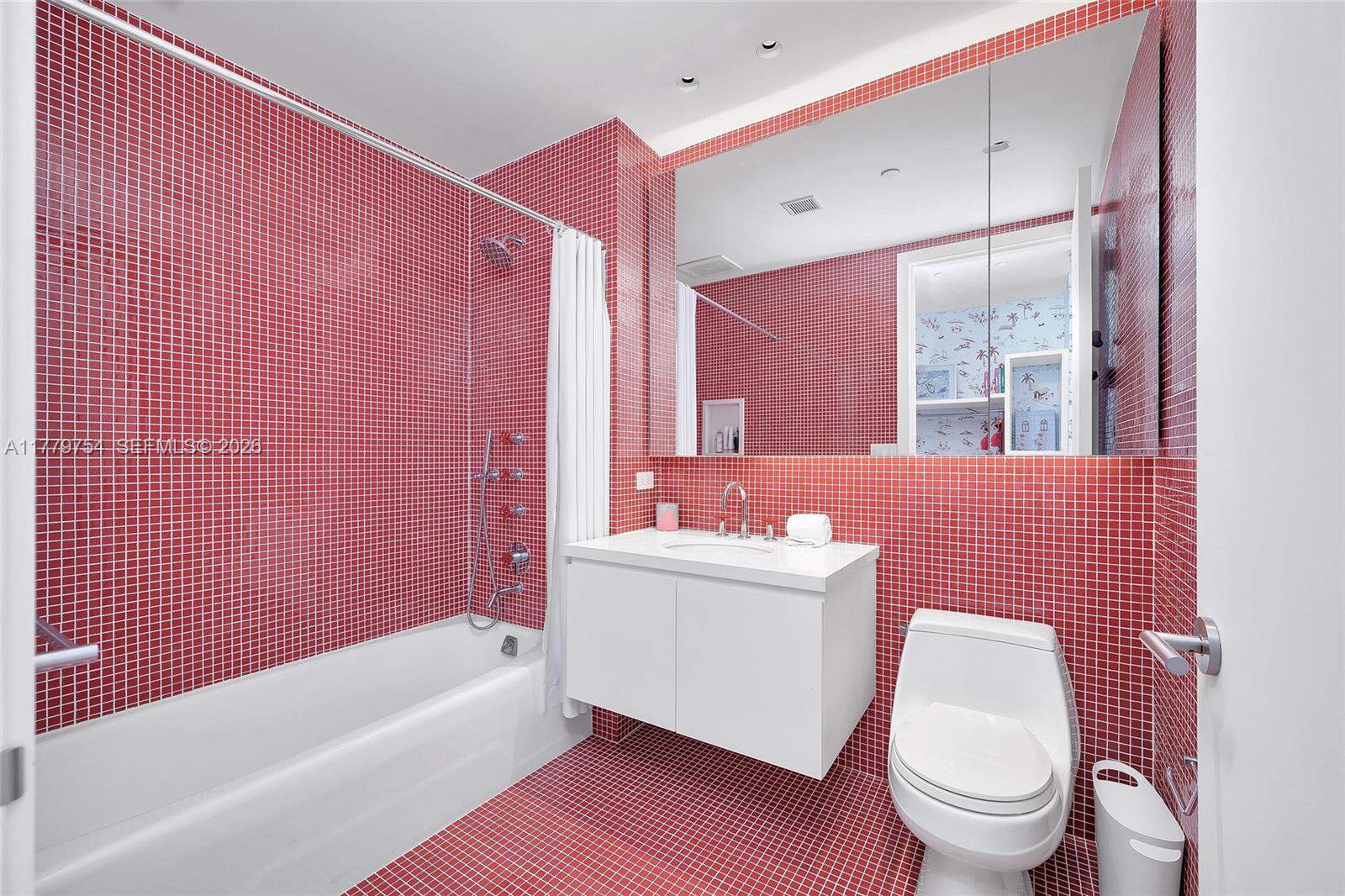 1425 Brickell Ave # 61E