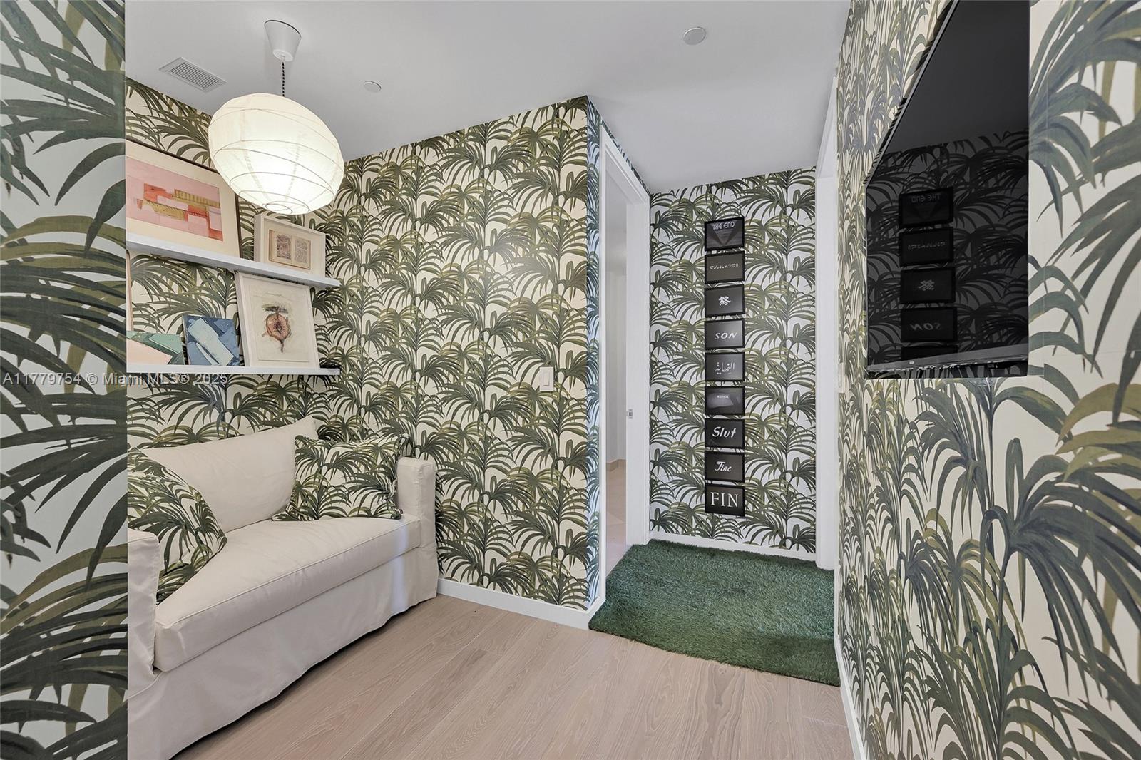 1425 Brickell Ave # 61E