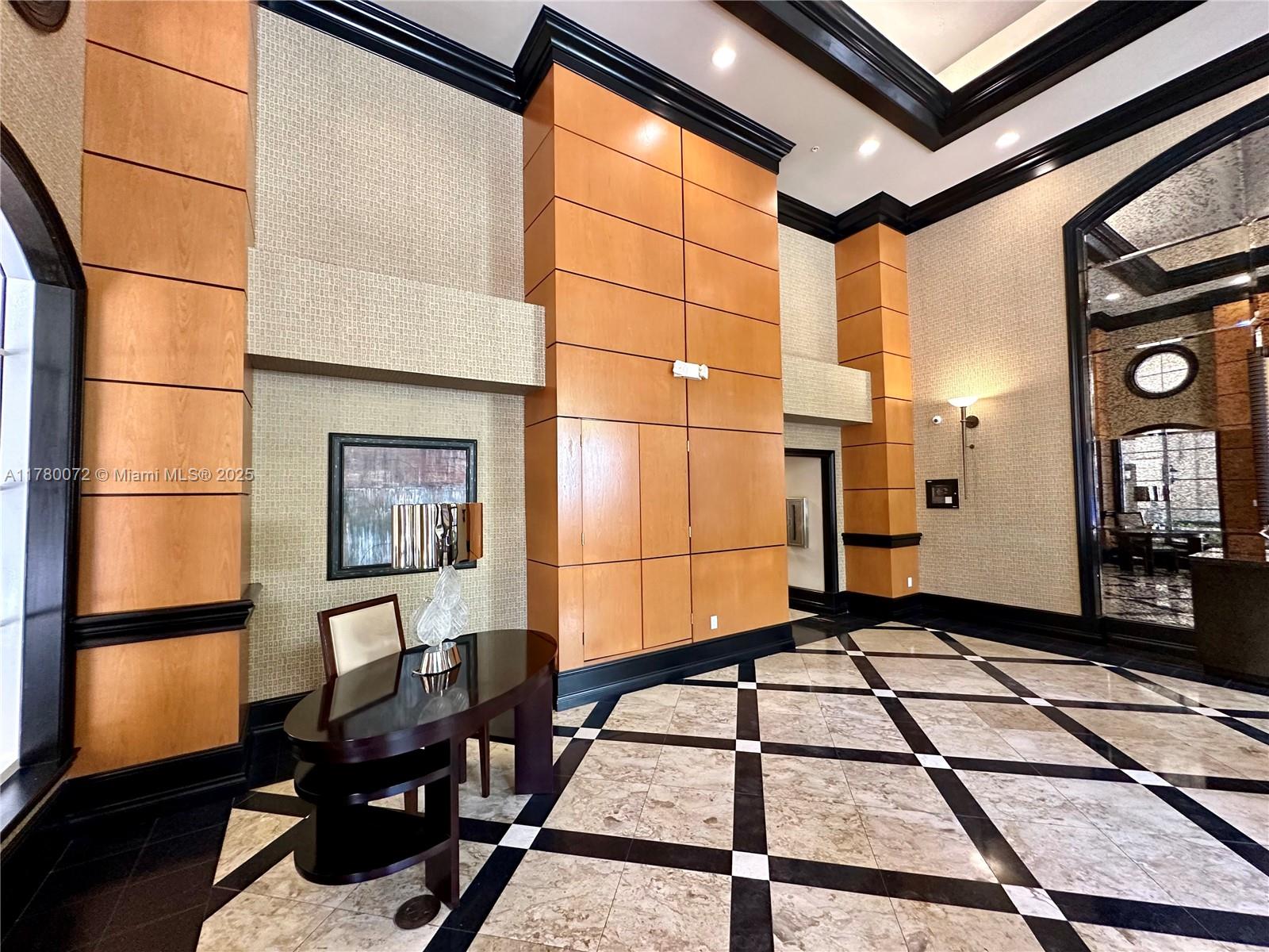 3001 NE 185th St # 336