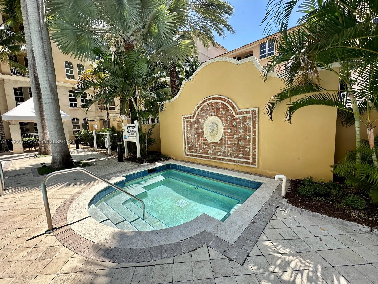 3001 NE 185th St # 336