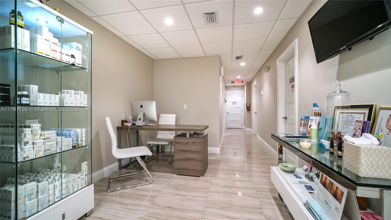 201 N University Dr # 14