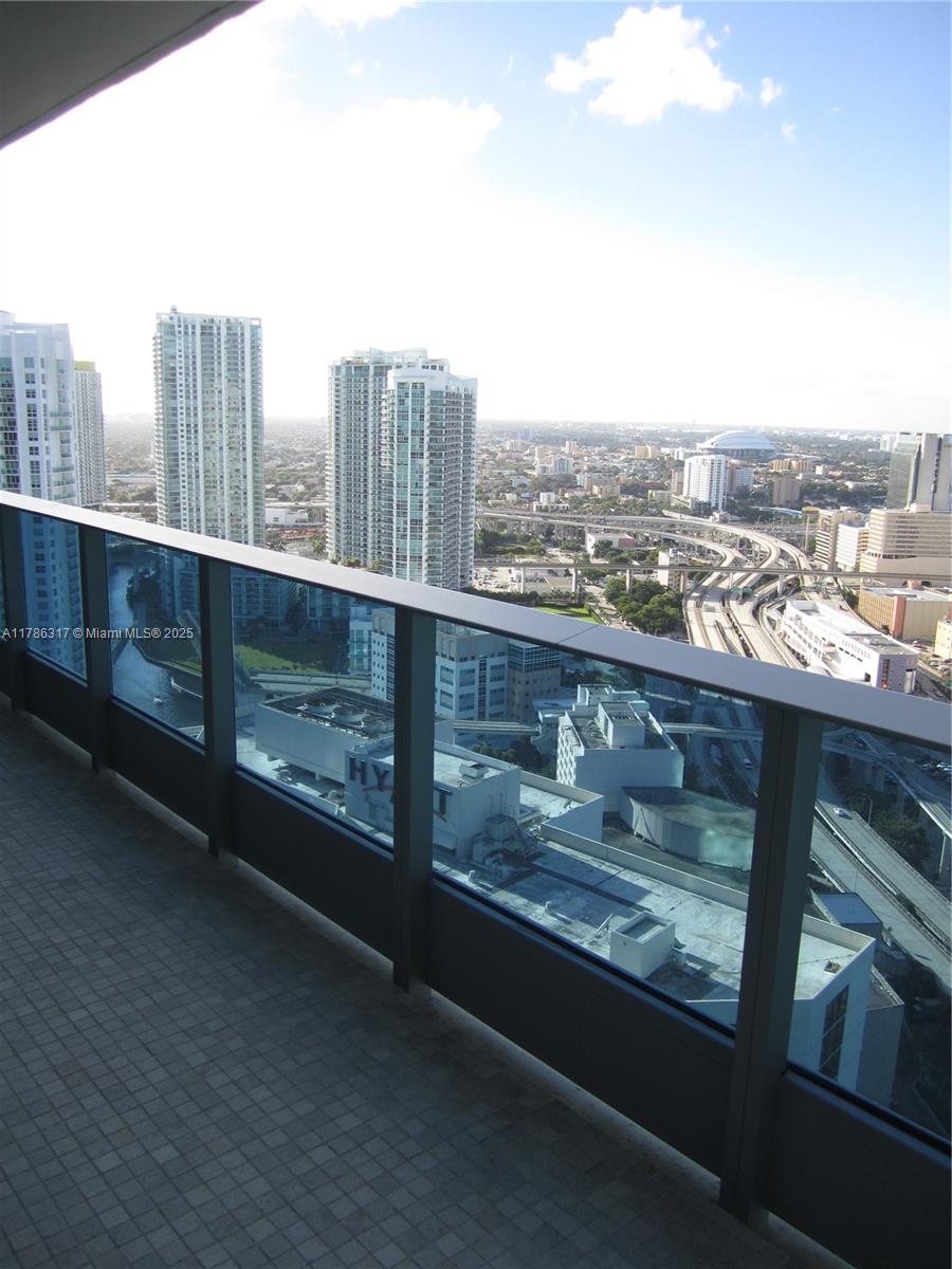 200 Biscayne Boulevard Way # 3809