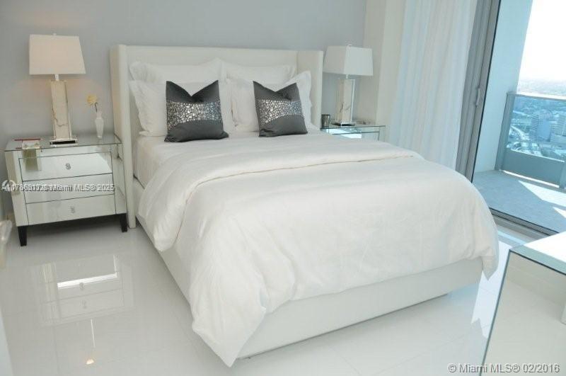 200 Biscayne Boulevard Way # 3809