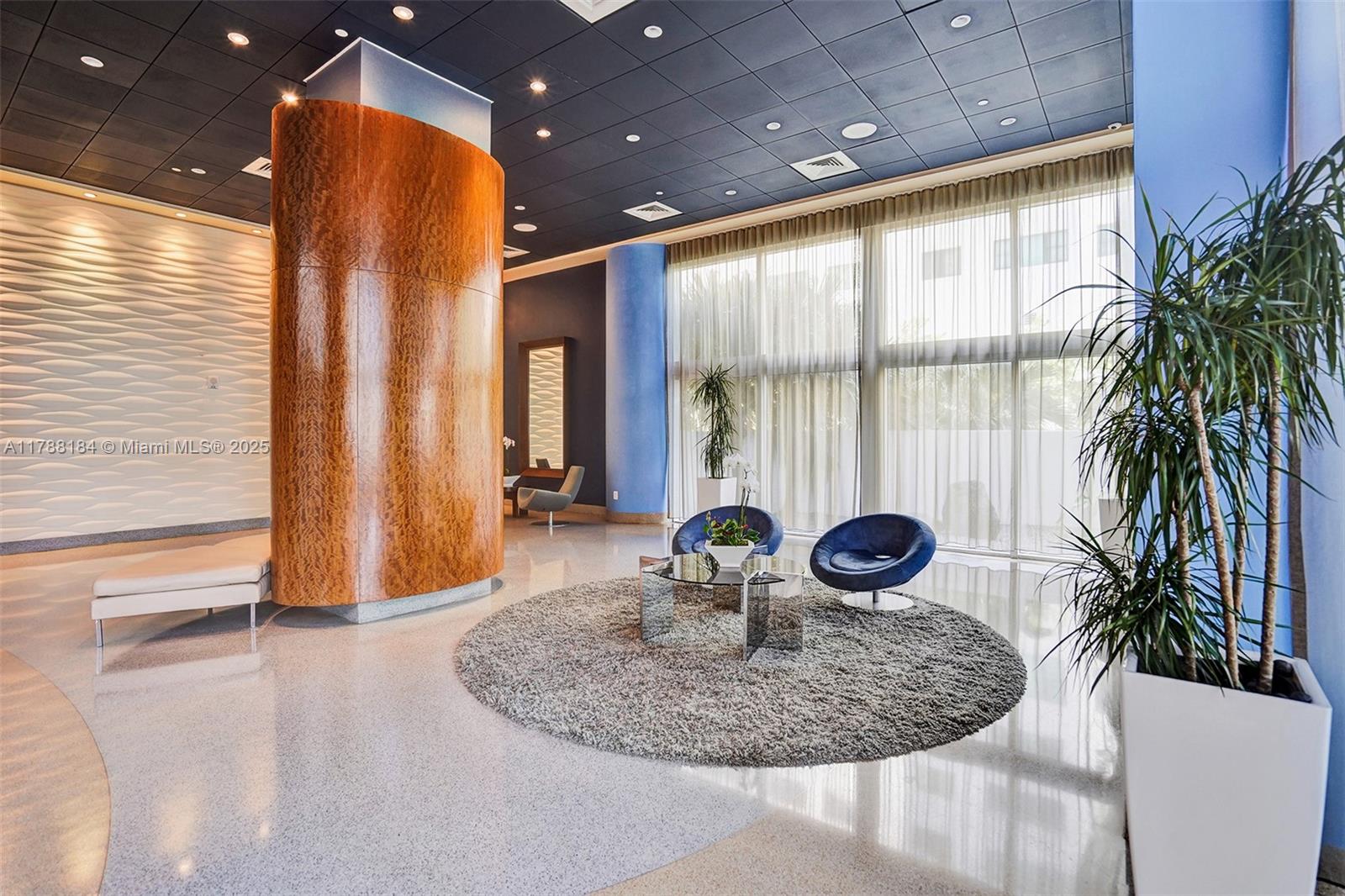 6365 Collins Ave # 2604