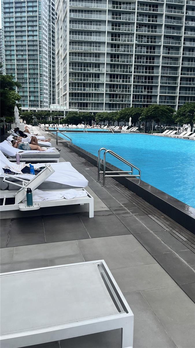 495 Brickell Ave # 2801