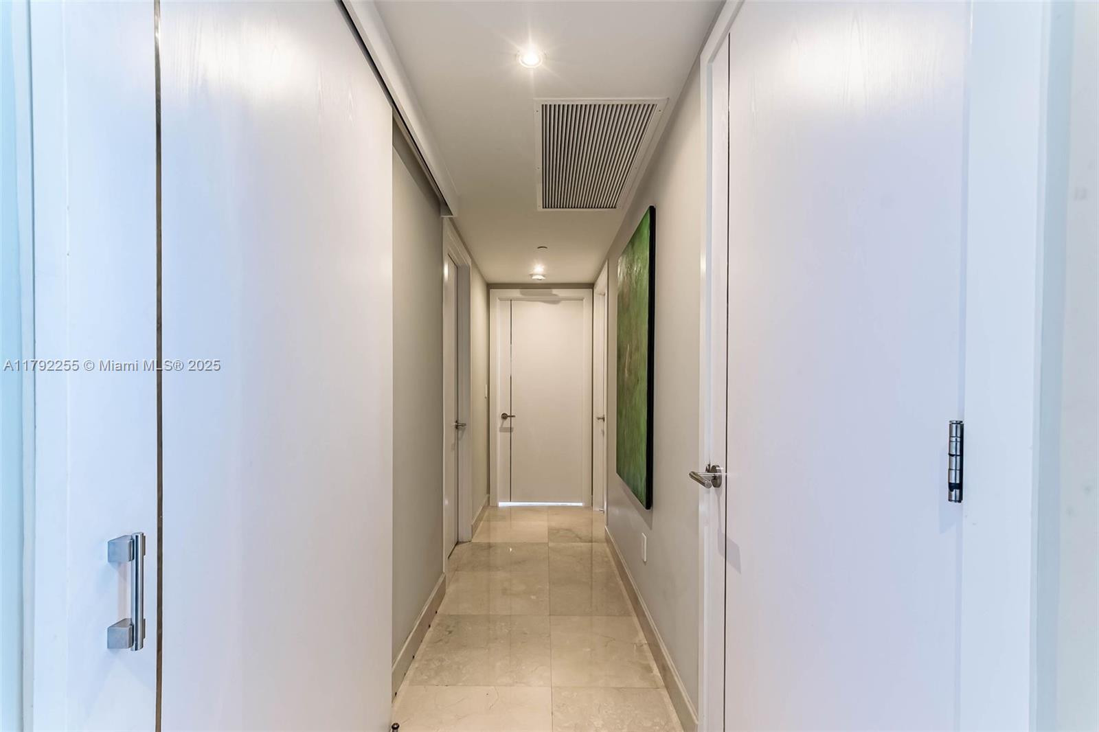 495 Brickell Ave # 2801