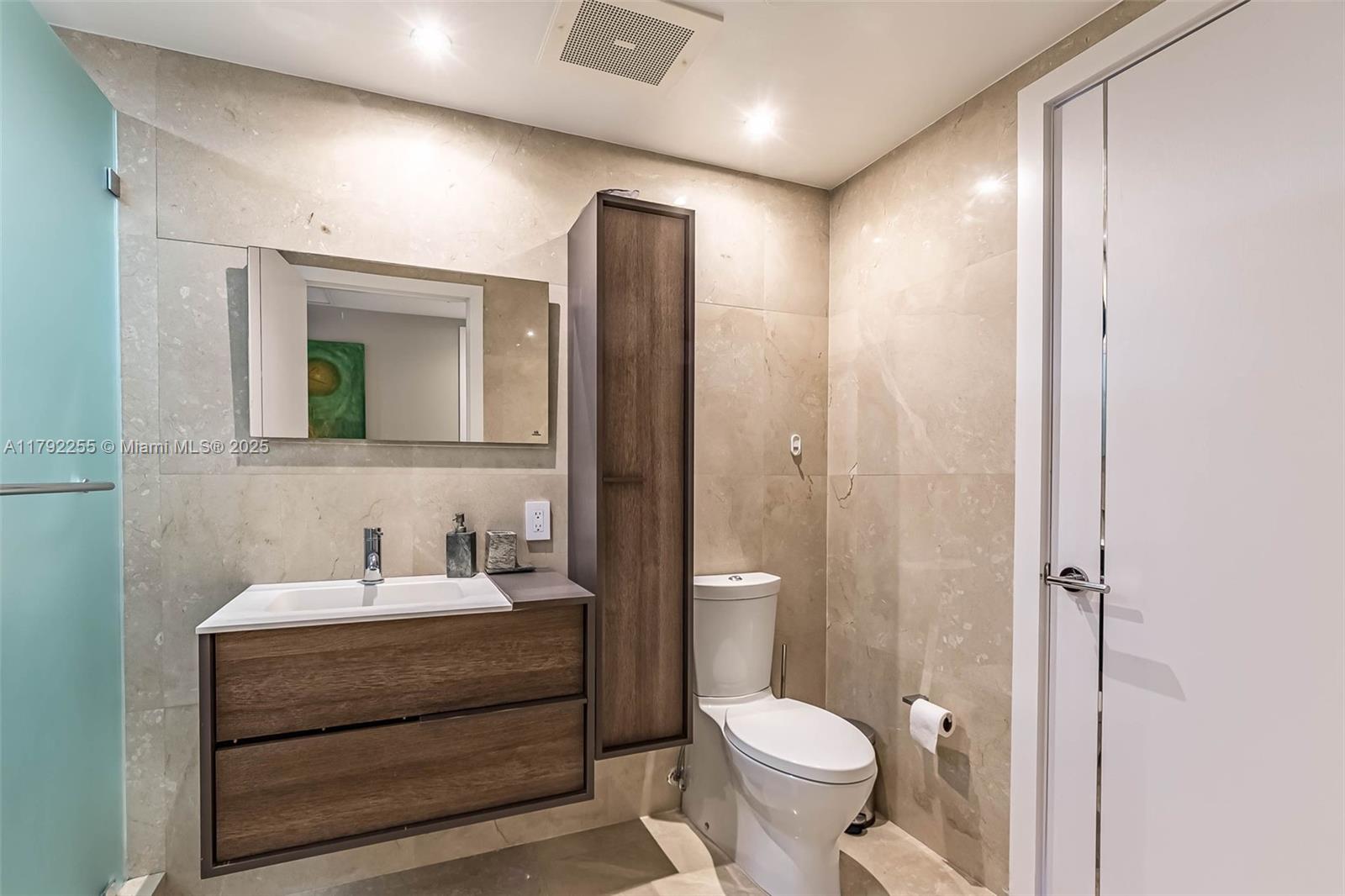 495 Brickell Ave # 2801