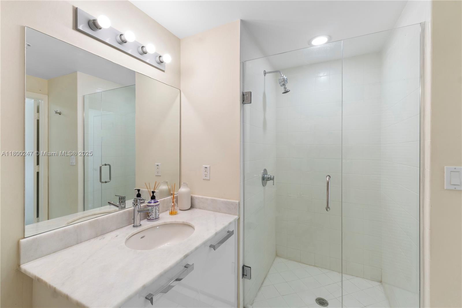601 NE 36th # 3511