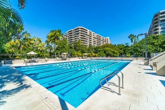 151 Crandon Blvd # 525